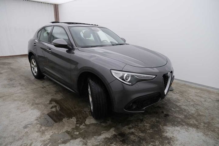 Photo 8 VIN: ZARFAHBU7J7C12708 - ALFA ROMEO STELVIO 