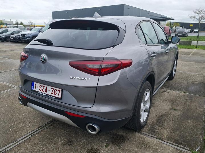 Photo 2 VIN: ZARFAHBU8H7B62542 - ALFA-ROMEO STELVIO 