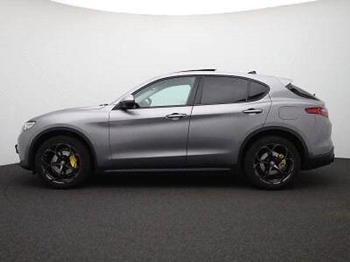 Photo 2 VIN: ZARFAHLN5H7B56205 - ALFA-ROMEO STELVIO 