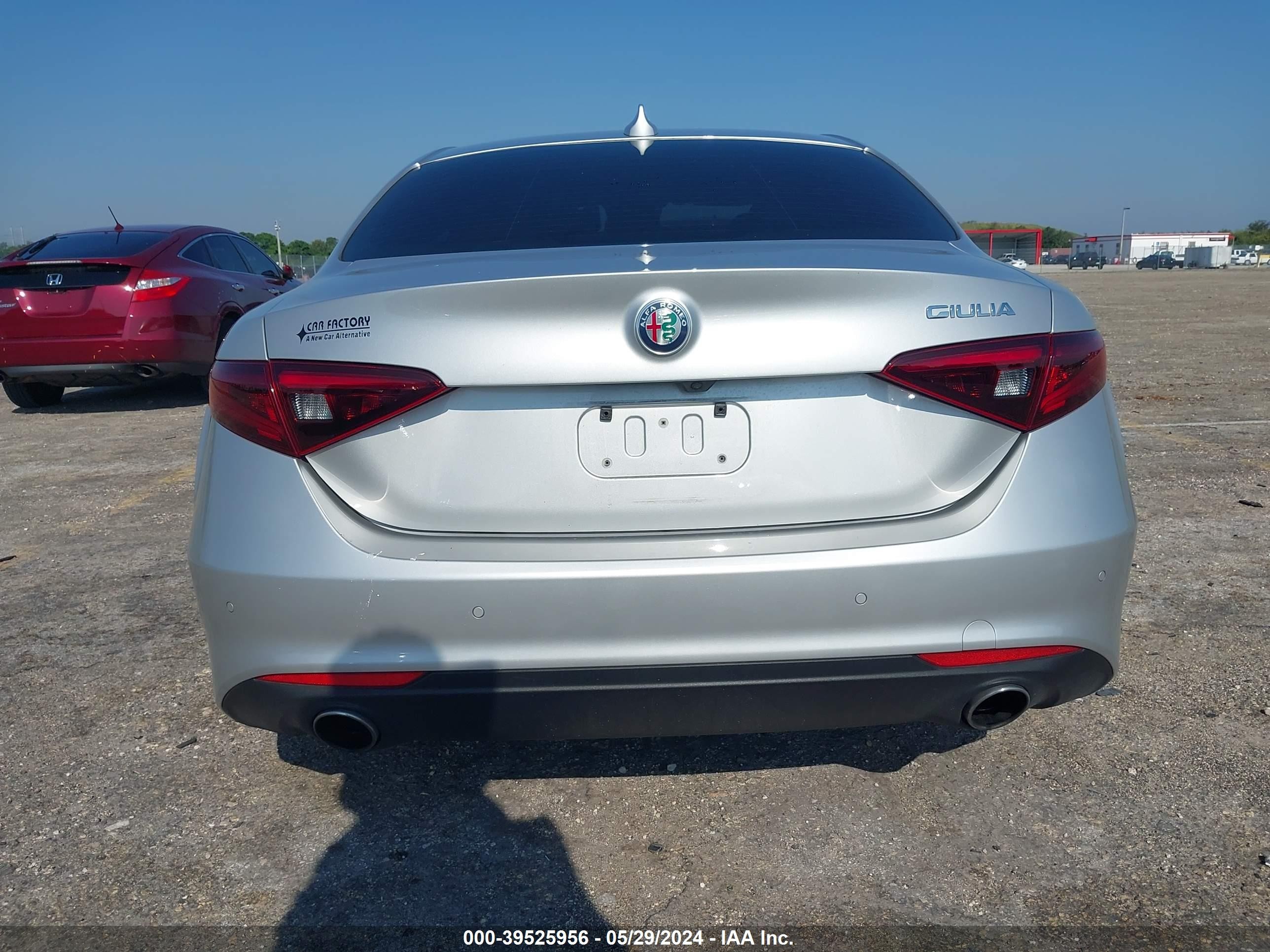 Photo 15 VIN: ZARFAMAN0M7642049 - ALFA-ROMEO GIULIA 