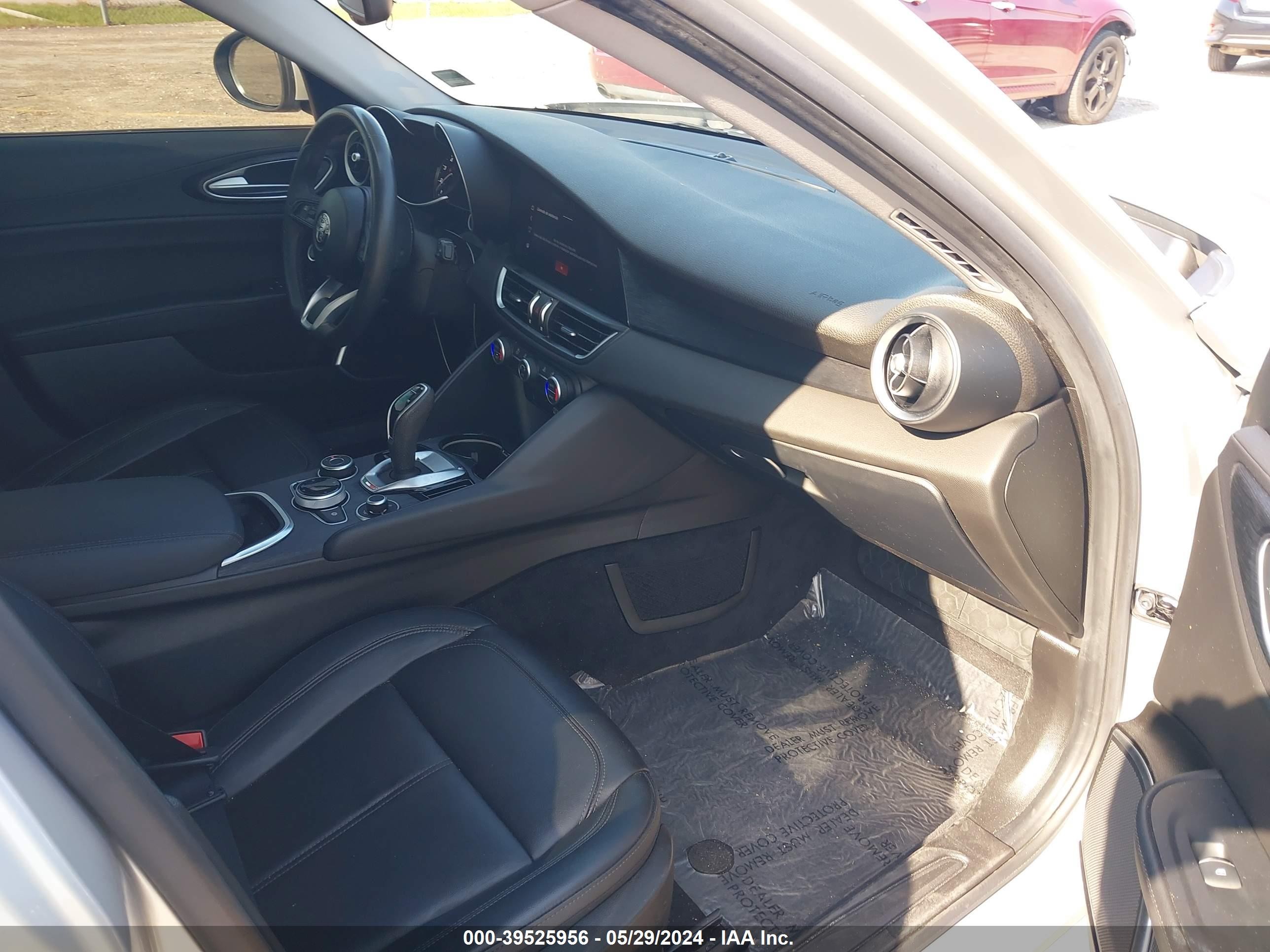 Photo 4 VIN: ZARFAMAN0M7642049 - ALFA-ROMEO GIULIA 