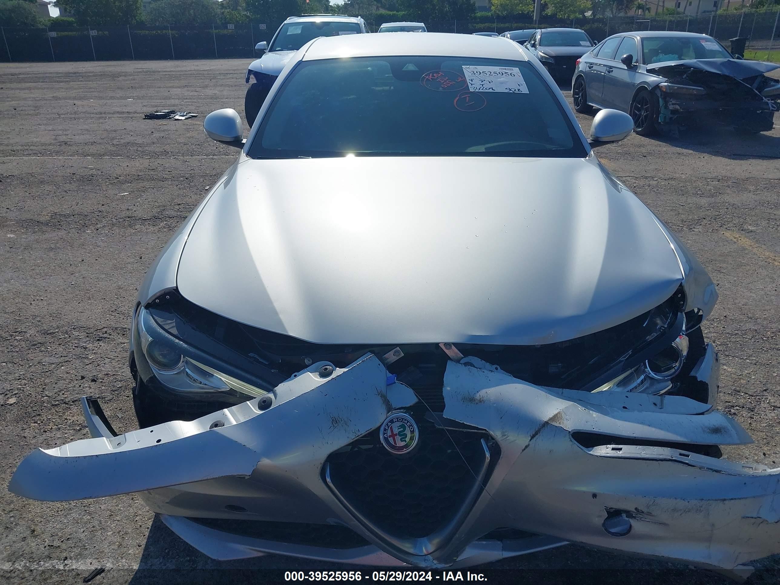 Photo 5 VIN: ZARFAMAN0M7642049 - ALFA-ROMEO GIULIA 