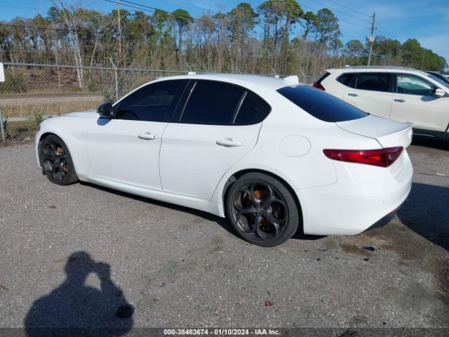 Photo 2 VIN: ZARFAMAN7K7601060 - ALFA-ROMEO GIULIA 