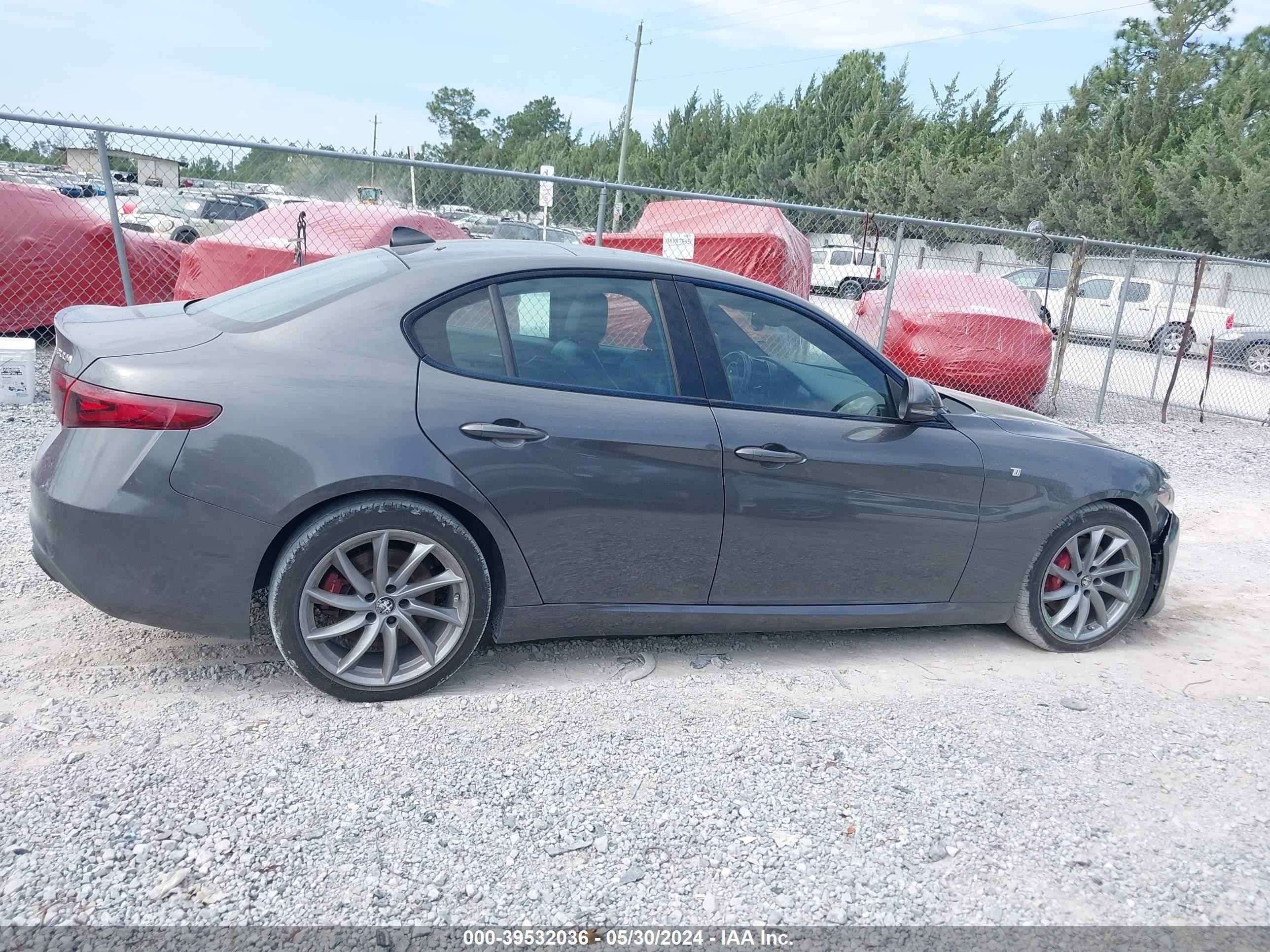 Photo 12 VIN: ZARFAMBN7N7661892 - ALFA-ROMEO GIULIA 