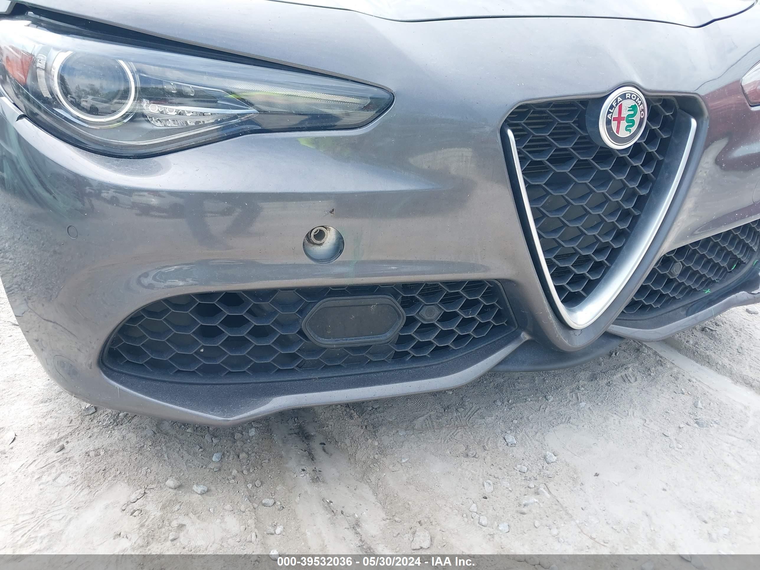 Photo 5 VIN: ZARFAMBN7N7661892 - ALFA-ROMEO GIULIA 