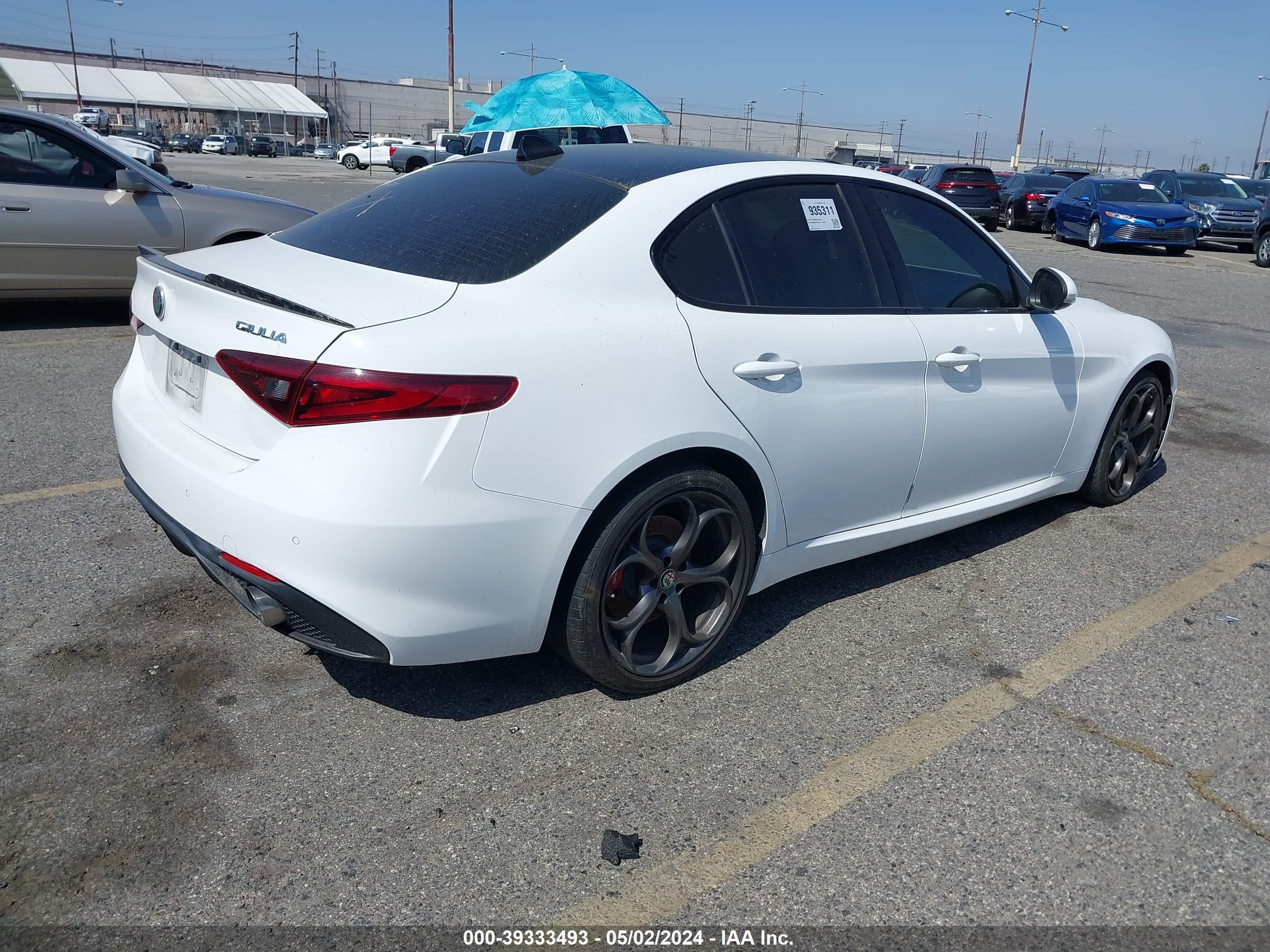 Photo 3 VIN: ZARFAMBNXK7604727 - ALFA ROMEO GIULIA 