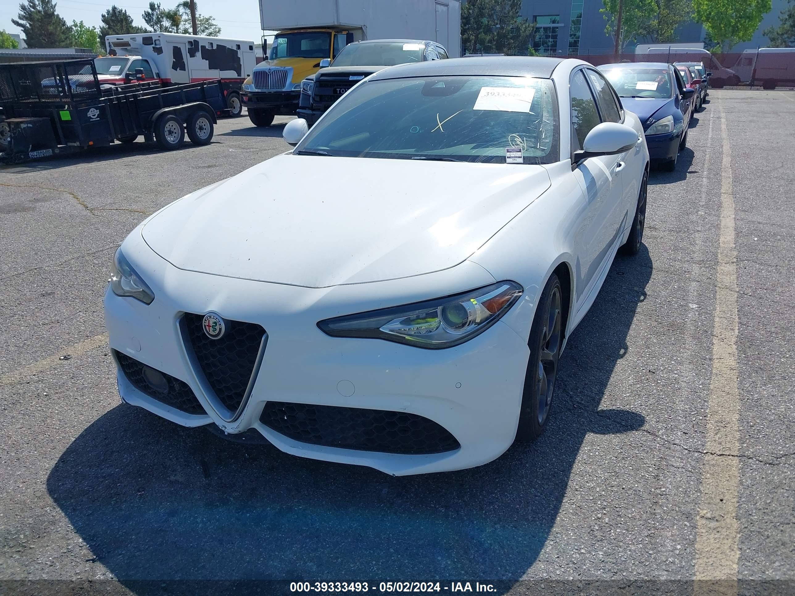 Photo 5 VIN: ZARFAMBNXK7604727 - ALFA ROMEO GIULIA 