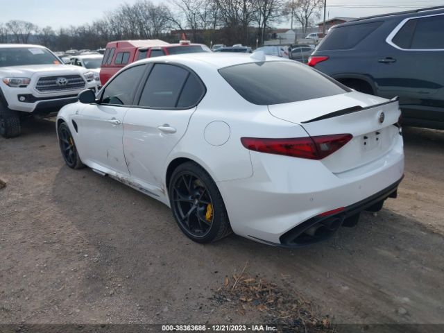 Photo 2 VIN: ZARFAMEV1K7604658 - ALFA-ROMEO GIULIA 