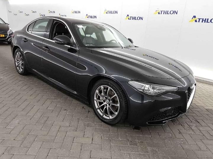 Photo 2 VIN: ZARGAEDU007511649 - ALFA ROMEO GIULIA SEDAN 