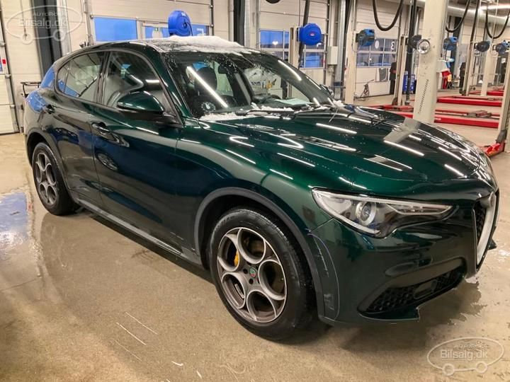 Photo 2 VIN: ZARPAGBX0K7C61954 - ALFA-ROMEO STELVIO SUV 