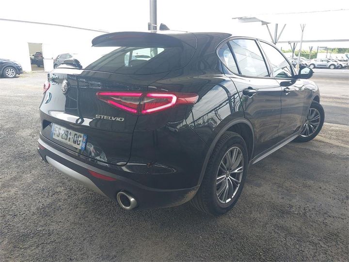 Photo 2 VIN: ZARPAGBX1L7C93930 - ALFA ROMEO STELVIO 