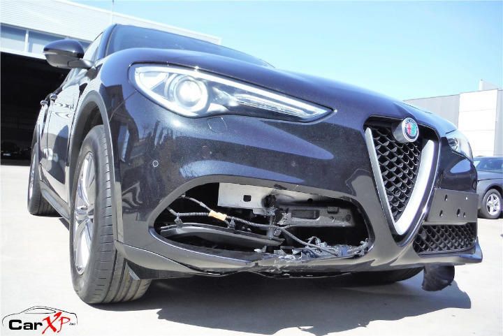 Photo 10 VIN: ZARPAGBX7K7C56587 - ALFA ROMEO STELVIO SUV 