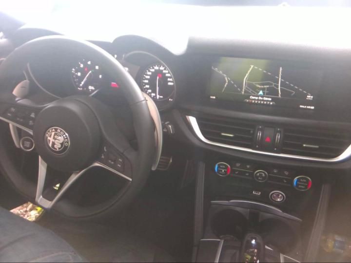 Photo 4 VIN: ZARPAGPX7K7C39135 - ALFA ROMEO STELVIO 