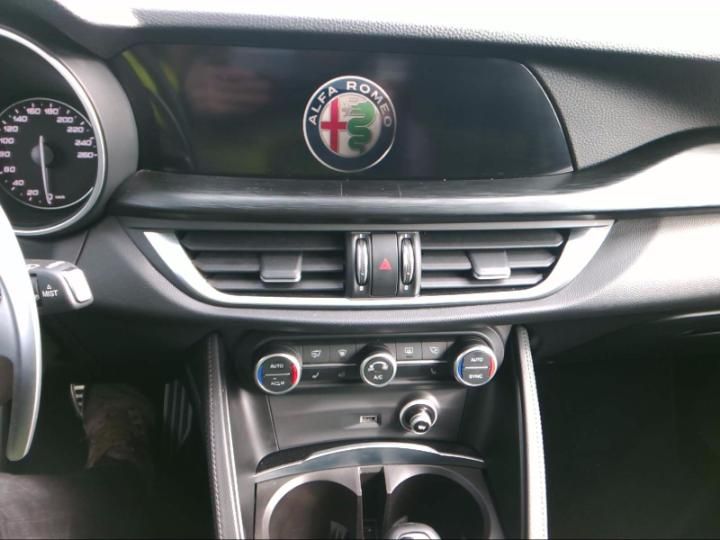 Photo 4 VIN: ZARPAGPX7K7C41886 - ALFA-ROMEO STELVIO 