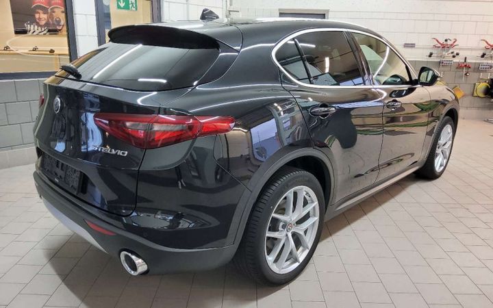 Photo 17 VIN: ZARPAHBN8K7C35283 - ALFA-ROMEO STELVIO (630)(2017-&GT) 