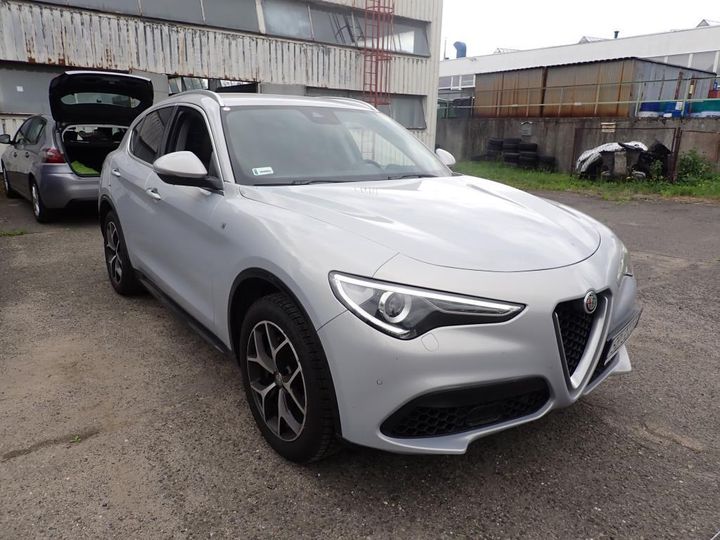 Photo 2 VIN: ZARPAHBN8M7D17971 - ALFA ROMEO STELVIO 17- 