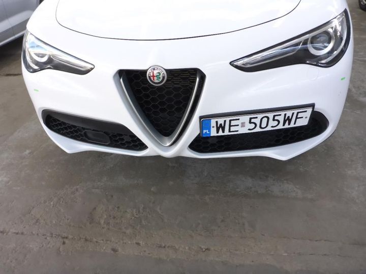 Photo 25 VIN: ZARPAHPN6K7C52317 - ALFA ROMEO STELVIO 