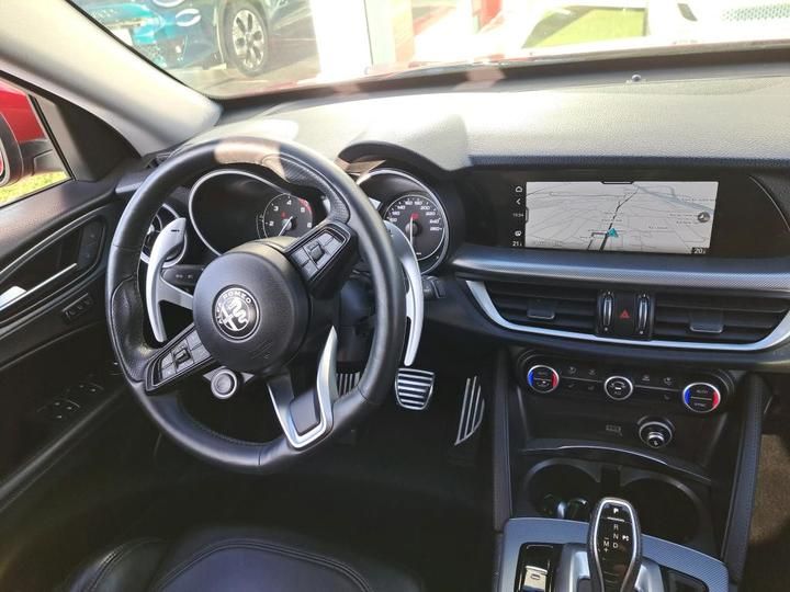 Photo 5 VIN: ZARPAHPX6L7C97020 - 8 ALFA ROMEO STELVIO 