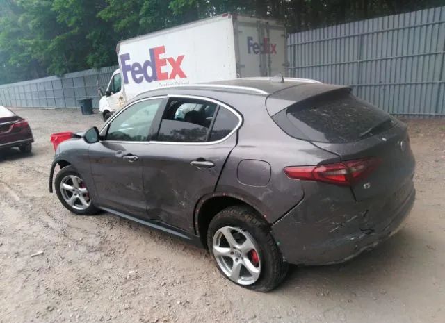 Photo 2 VIN: ZASFAKAN2J7B79834 - ALFA-ROMEO STELVIO 