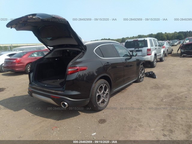 Photo 3 VIN: ZASFAKAN3J7B62296 - ALFA-ROMEO STELVIO 