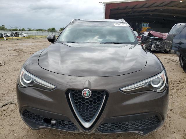 Photo 4 VIN: ZASFAKAN3J7B76912 - ALFA ROMEO STELVIO 