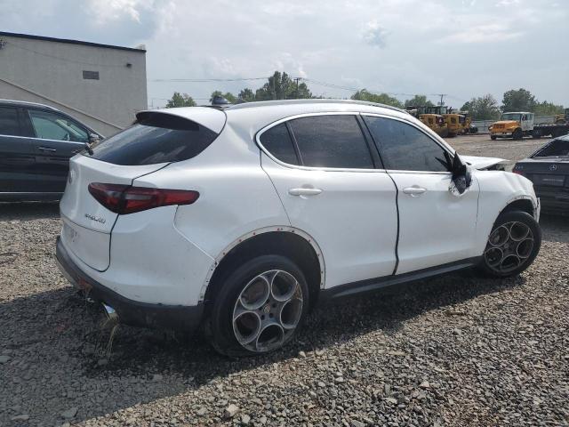 Photo 2 VIN: ZASFAKAN5J7B78208 - ALFA-ROMEO STELVIO 