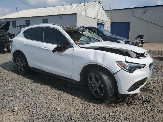 Photo 3 VIN: ZASFAKAN5J7B78208 - ALFA-ROMEO STELVIO 