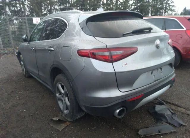 Photo 2 VIN: ZASFAKAN6J7B83966 - ALFA-ROMEO STELVIO 