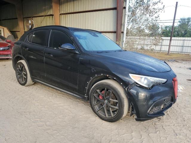 Photo 3 VIN: ZASFAKAN6J7B87113 - ALFA ROMEO STELVIO 