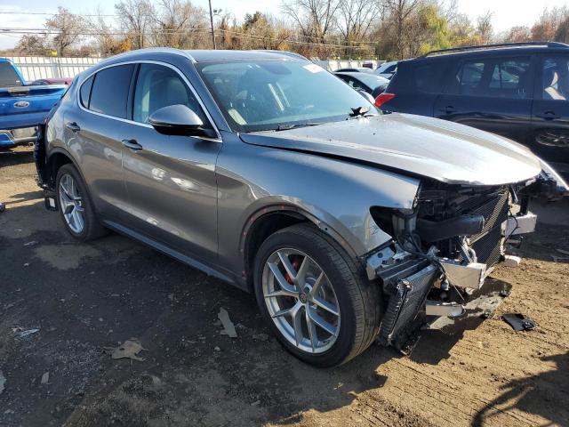 Photo 3 VIN: ZASFAKAN7J7B72880 - ALFA ROMEO STELVIO 