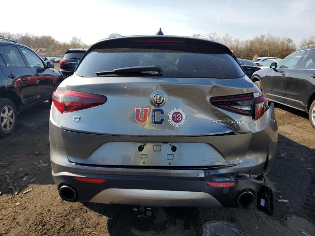 Photo 5 VIN: ZASFAKAN7J7B72880 - ALFA ROMEO STELVIO 