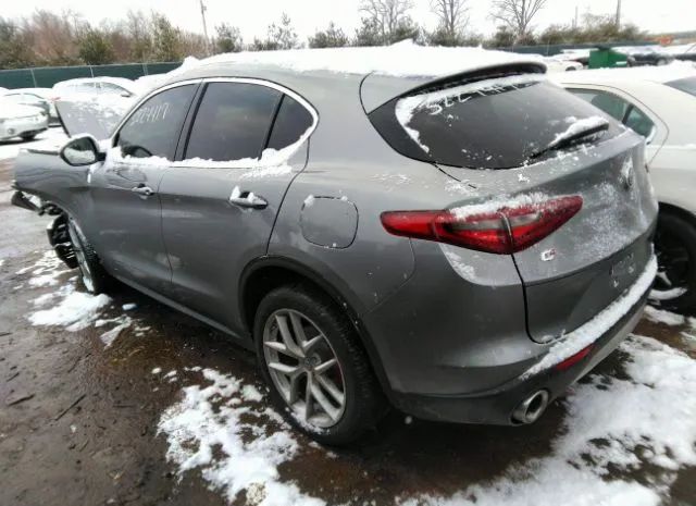 Photo 2 VIN: ZASFAKAN7J7B74130 - ALFA-ROMEO STELVIO 