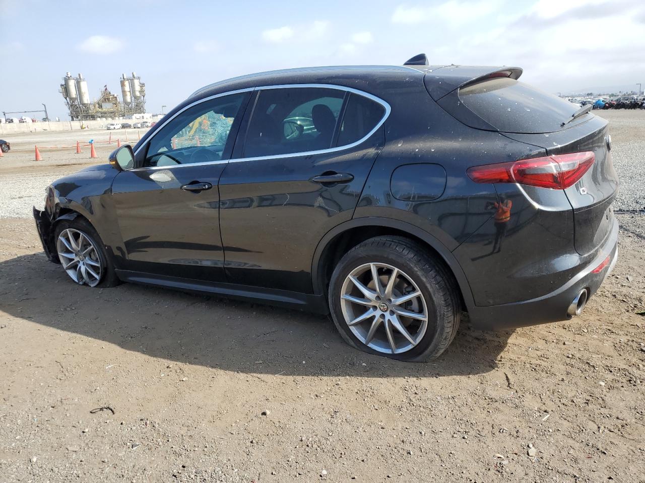 Photo 1 VIN: ZASFAKBN3J7B64189 - ALFA-ROMEO STELVIO 