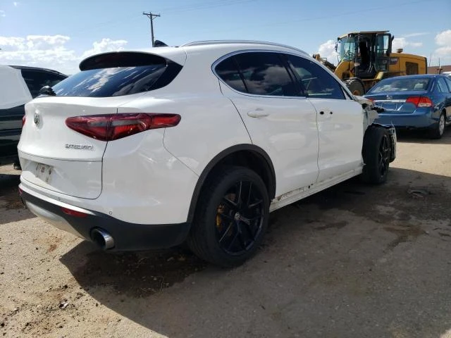 Photo 2 VIN: ZASFAKBN4J7B85665 - ALFA-ROMEO STELVIO TI 