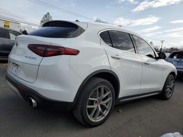 Photo 2 VIN: ZASFAKBN4J7B90722 - ALFA ROMEO STELVIO TI 