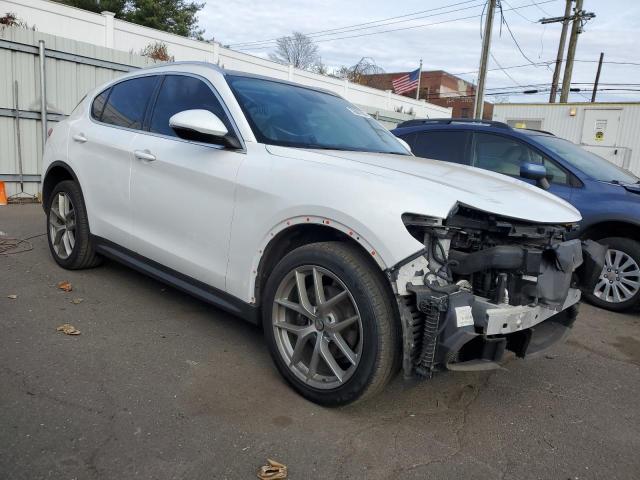 Photo 3 VIN: ZASFAKBN4J7B90722 - ALFA ROMEO STELVIO TI 