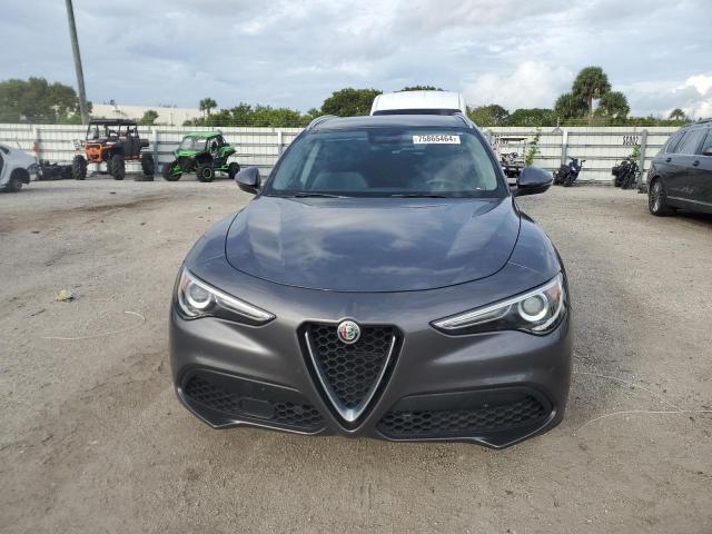 Photo 4 VIN: ZASFAKBN4J7B94480 - ALFA ROMEO STELVIO TI 