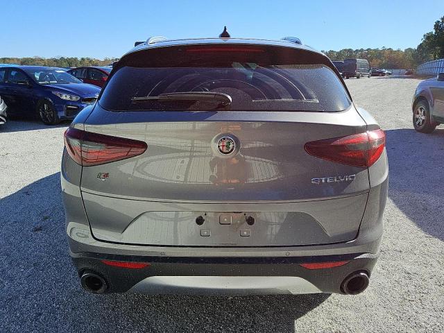 Photo 5 VIN: ZASFAKBN9J7B95804 - ALFA ROMEO STELVIO TI 