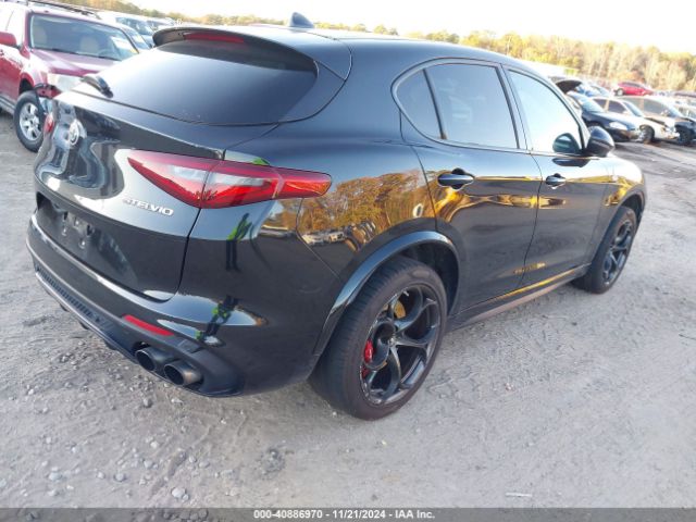 Photo 3 VIN: ZASFAKEV2J7C12180 - ALFA ROMEO STELVIO 