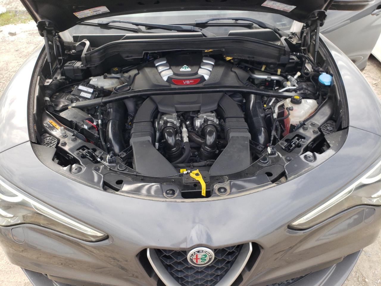 Photo 11 VIN: ZASFAKEV8J7C28514 - ALFA-ROMEO STELVIO 