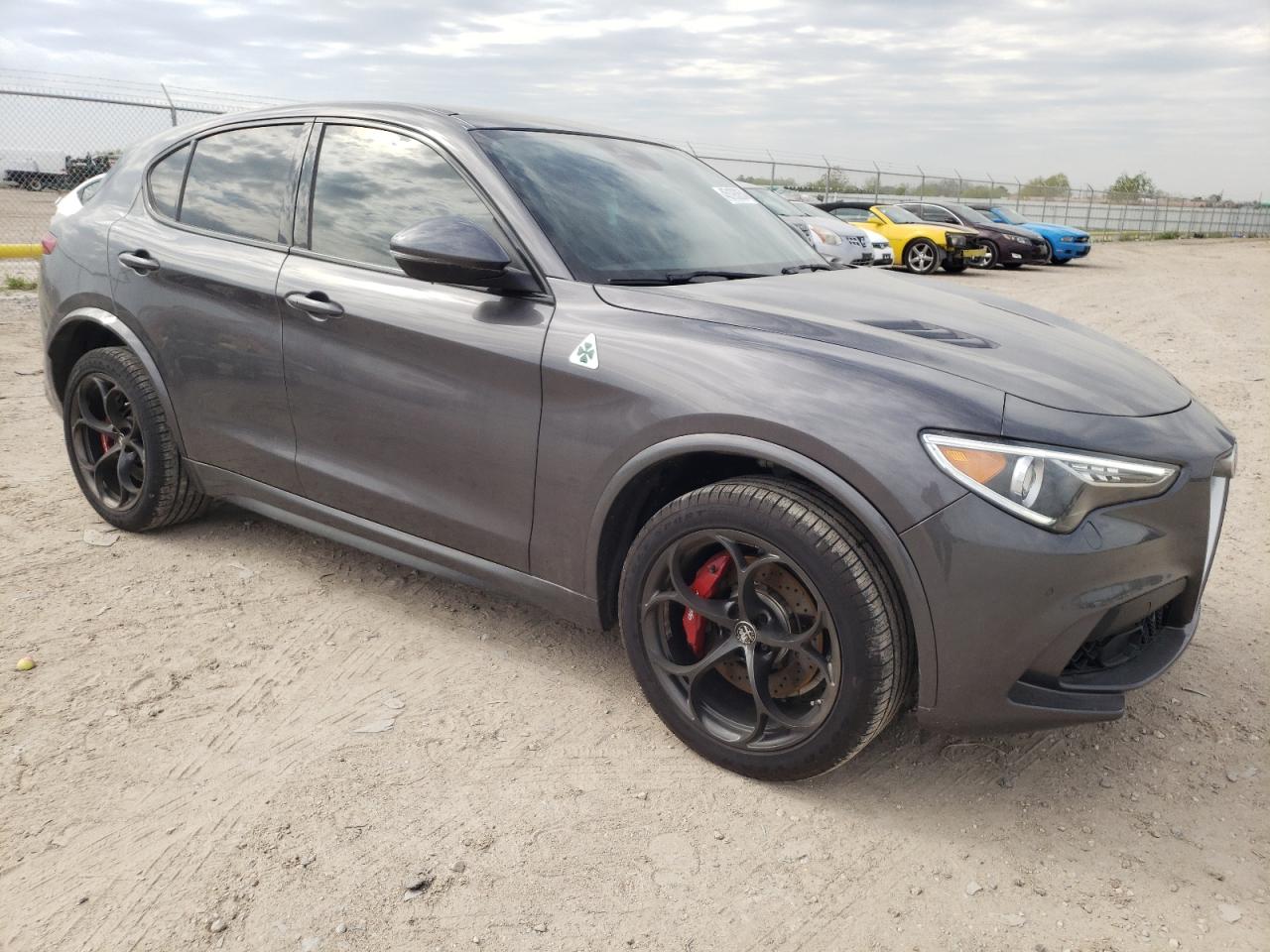 Photo 3 VIN: ZASFAKEV8J7C28514 - ALFA-ROMEO STELVIO 