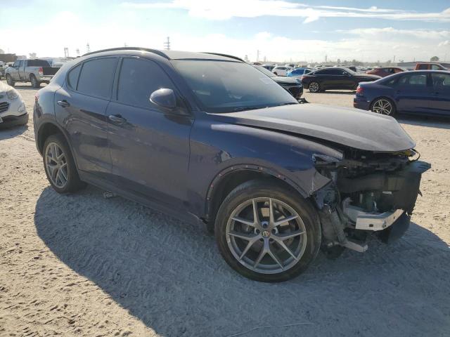 Photo 3 VIN: ZASFAKNN1J7B86803 - ALFA ROMEO STELVIO TI 