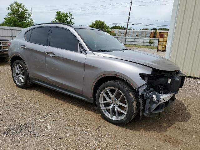 Photo 3 VIN: ZASFAKNN3J7B65368 - ALFA ROMEO STELVIO TI 