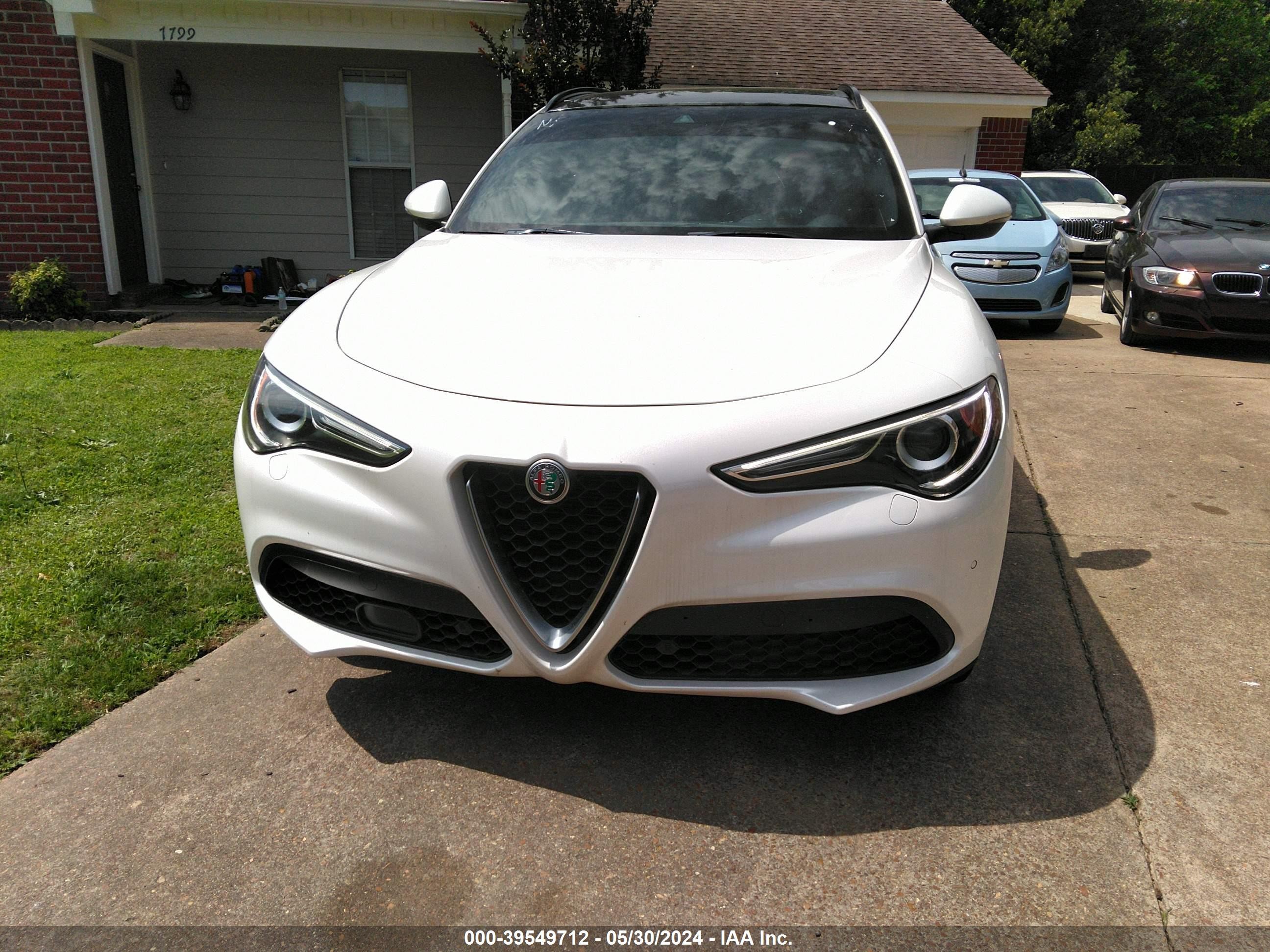 Photo 11 VIN: ZASFAKNN3J7B93851 - ALFA-ROMEO STELVIO 