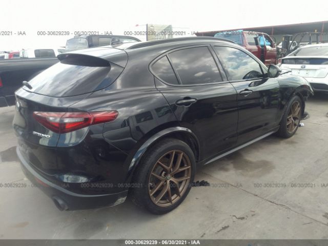 Photo 3 VIN: ZASFAKNN5J7C10858 - ALFA ROMEO STELVIO 