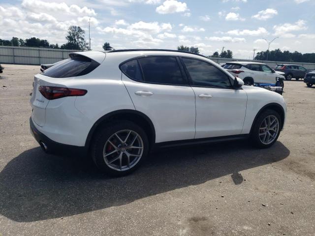 Photo 2 VIN: ZASFAKNN5J7C15977 - ALFA ROMEO STELVIO TI 