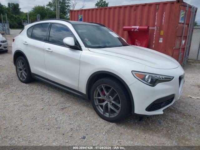 Photo 0 VIN: ZASFAKNN6J7B92239 - ALFA-ROMEO STELVIO 