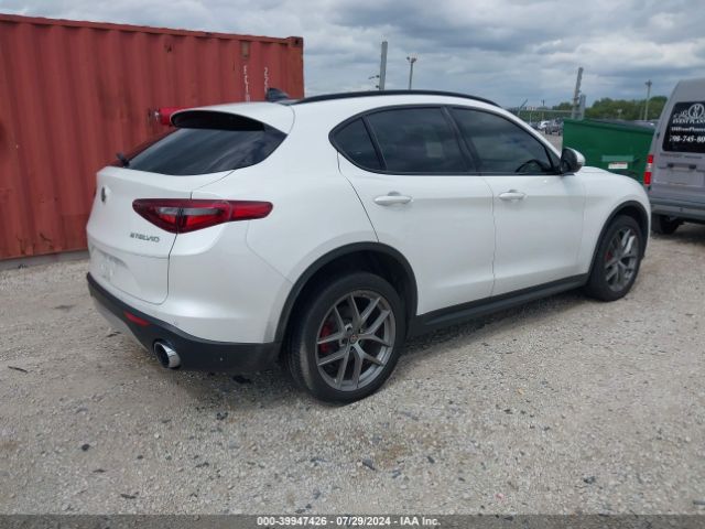 Photo 3 VIN: ZASFAKNN6J7B92239 - ALFA-ROMEO STELVIO 