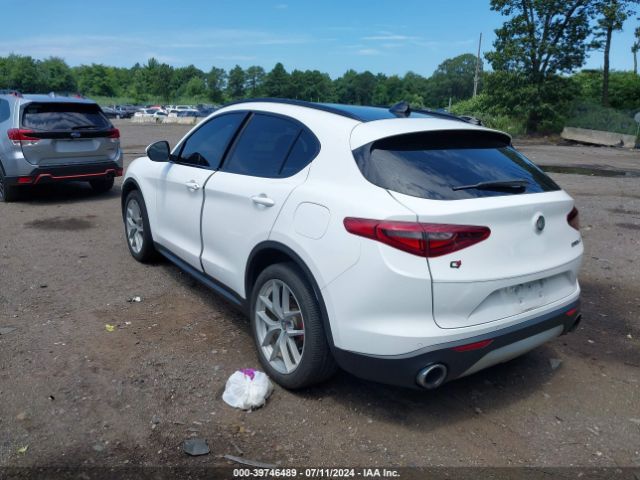 Photo 2 VIN: ZASFAKNN7J7B92749 - ALFA-ROMEO STELVIO 