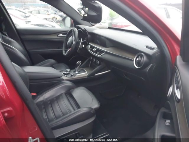 Photo 4 VIN: ZASFAKNN8J7B65303 - ALFA-ROMEO STELVIO 